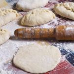 Рецепт пирожков с луком и яйцом