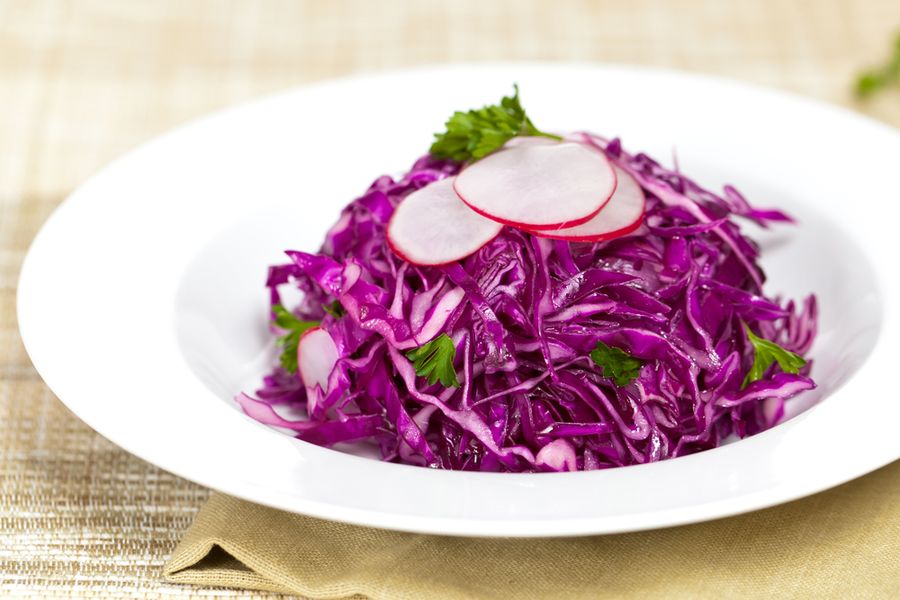 салат из краснокочанной капусты